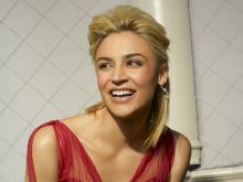 Samaire Armstrong