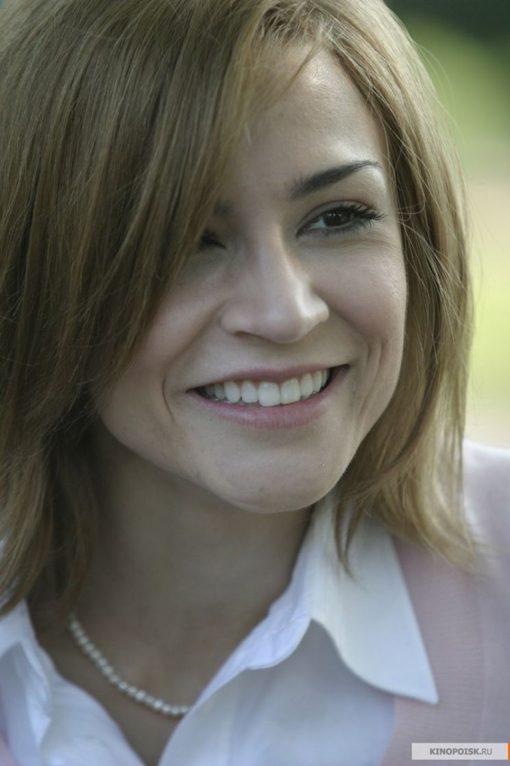 Samaire Armstrong