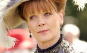 Samantha Bond