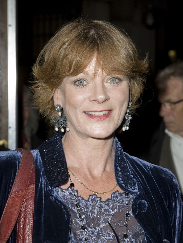 Samantha Bond