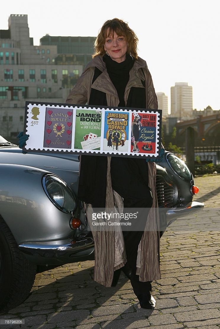 Samantha Bond