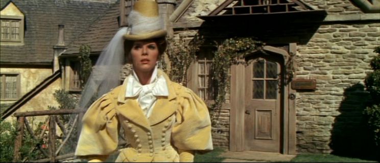 Samantha Eggar