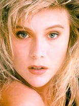 Samantha Fox #977197 picture (Portrait Medium)
