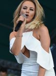 Samantha Jade