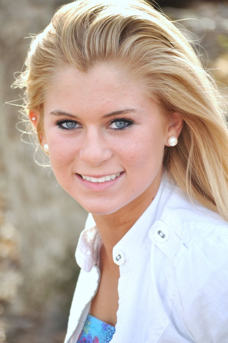 Samantha Jo
