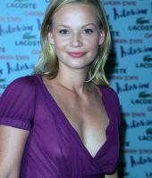 Samantha Mathis