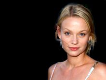 Samantha Mathis