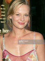 Samantha Mathis