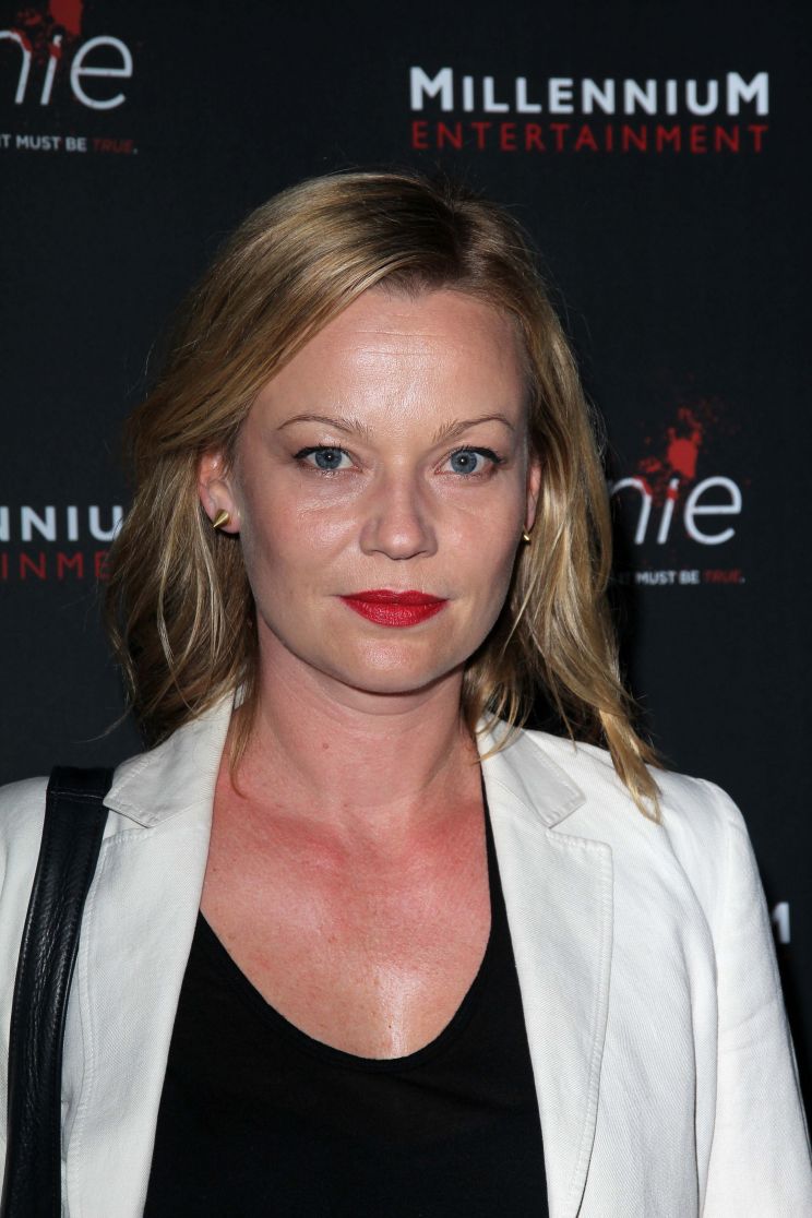 Samantha Mathis