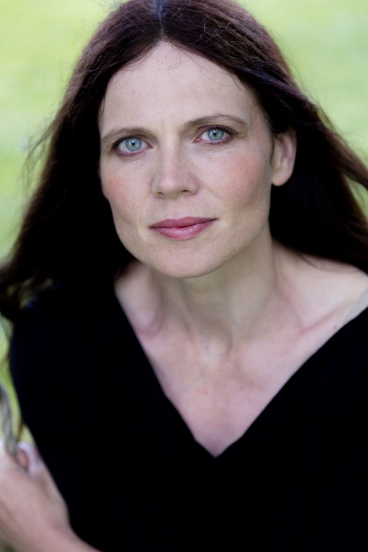 Samantha Robson