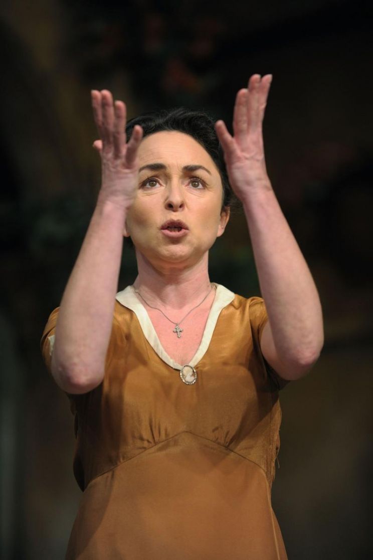 Samantha Spiro