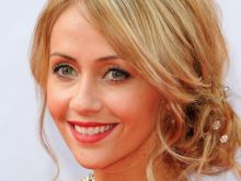 Samia Ghadie