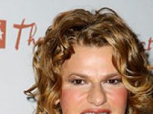 Sandra Bernhard