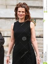 Sandra Bernhard photo