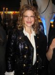 Sandra Bernhard