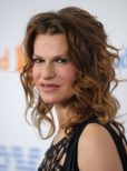 Sandra Bernhard