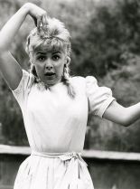 Sandra Dee #477123 picture (Portrait Medium)