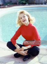Sandra Dee #477134 picture (Portrait Medium)