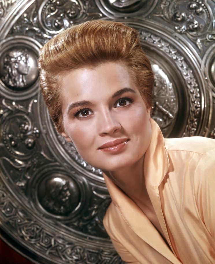 Sandra Dickinson