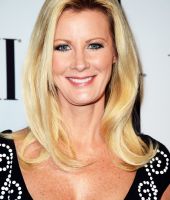 Sandra Lee