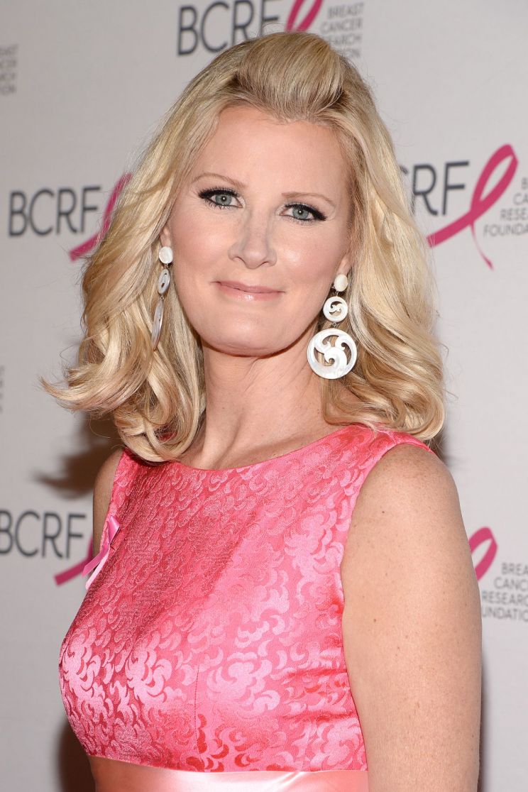 Pictures Of Sandra Lee