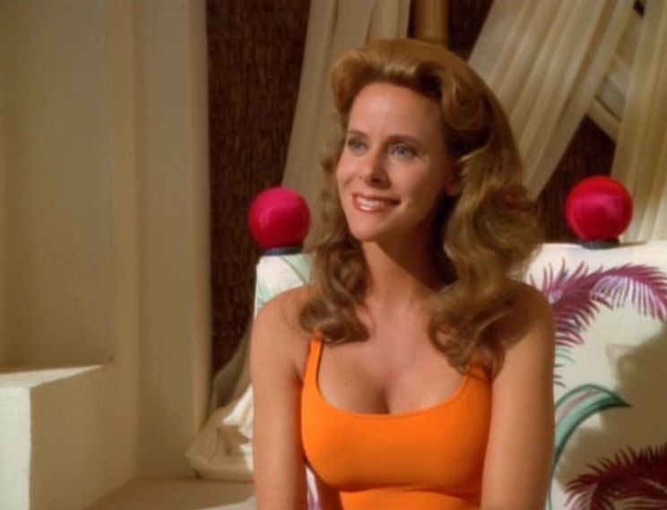 Sandra Nelson