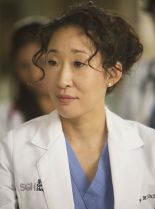 Sandra Oh photo