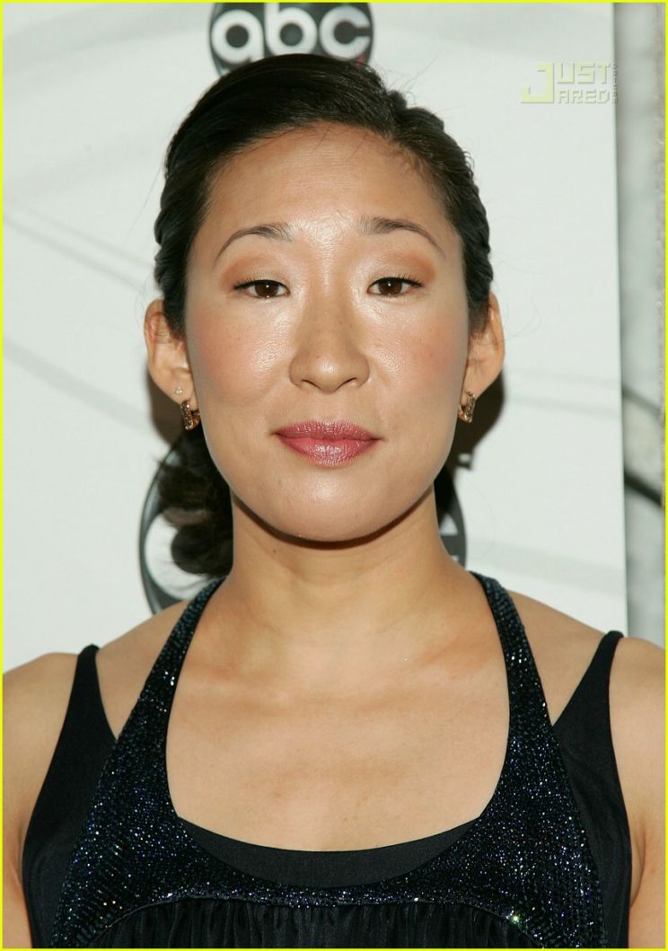 Sandra Oh