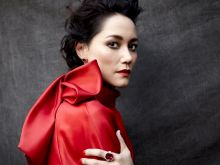 Sandrine Holt