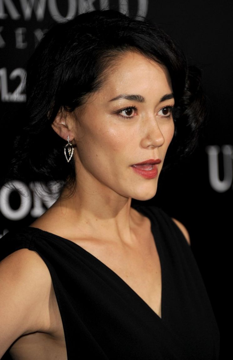 Sandrine Holt