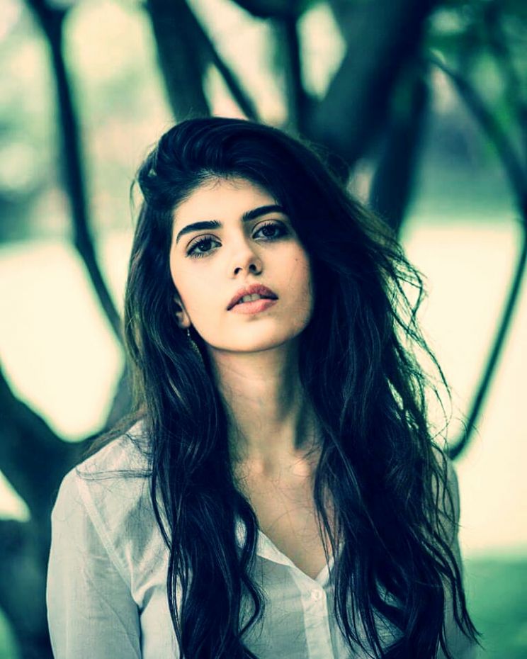 Sanjana Sanghi