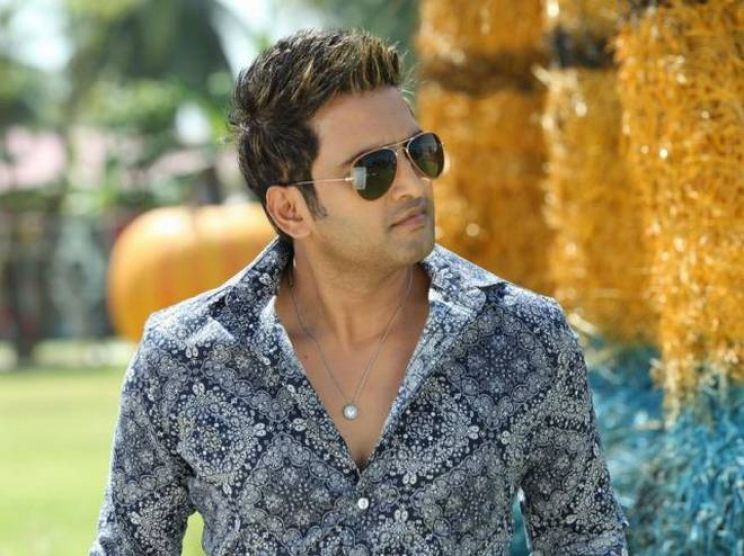 Santhanam