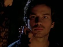 Santiago Cabrera