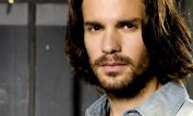 Santiago Cabrera