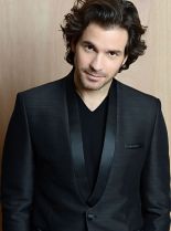 Santiago Cabrera