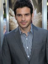 Santiago Cabrera