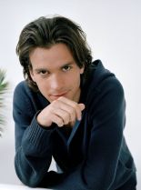 Santiago Cabrera