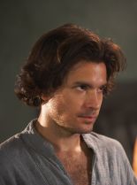 Santiago Cabrera