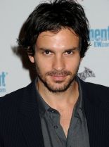 Santiago Cabrera