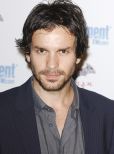 Santiago Cabrera