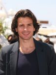 Santiago Cabrera