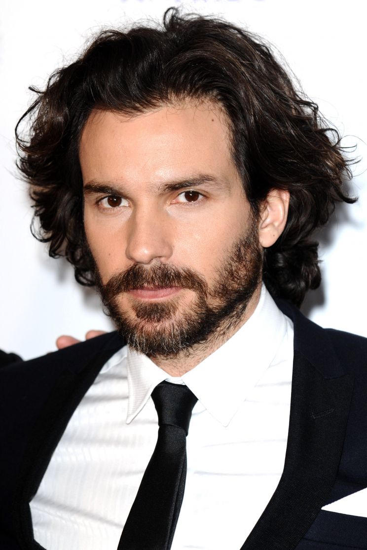 Santiago Cabrera