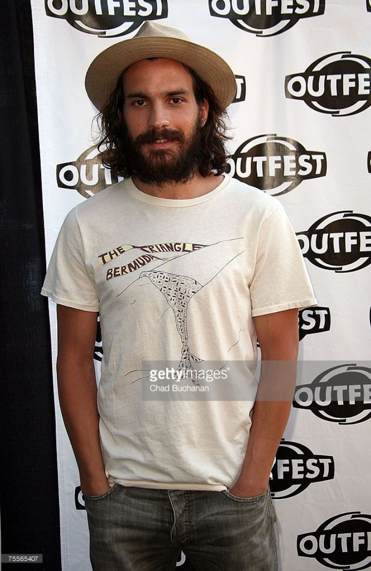 Santiago Cabrera