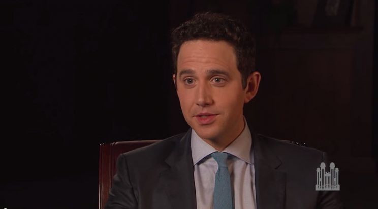 Santino Fontana