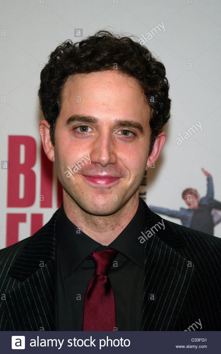 Santino Fontana
