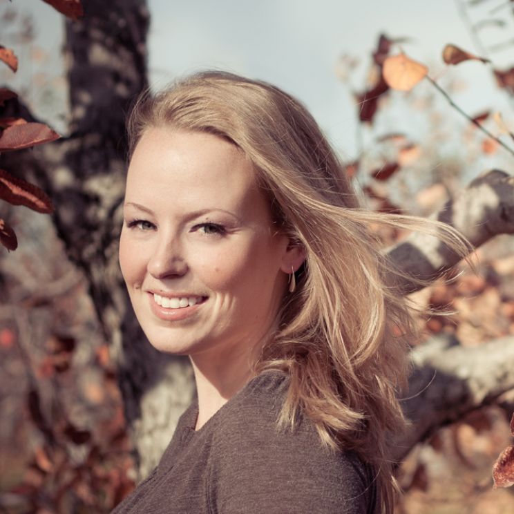 Sara Crowe