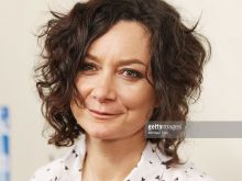 Sara Gilbert