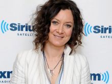 Sara Gilbert