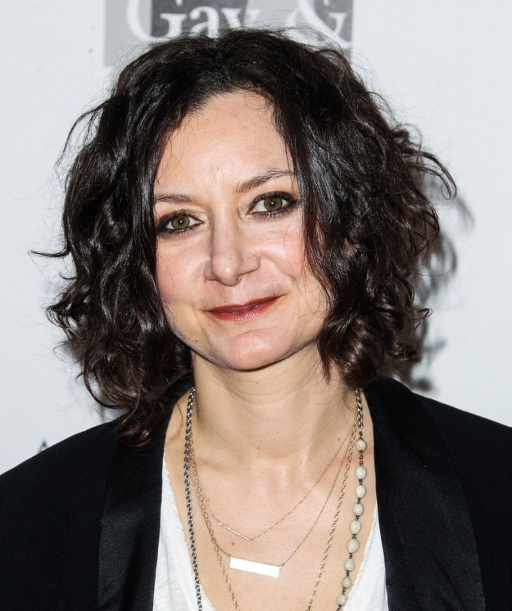 Sara Gilbert