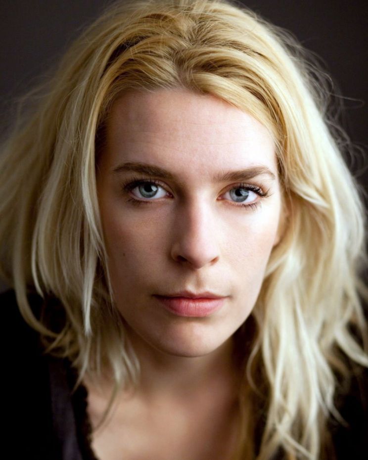 Sara Pascoe